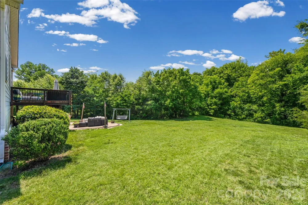 8477 Whitworth Avenue Harrisburg, NC 28075