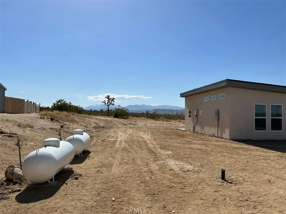 7374 Olympic Road Joshua Tree, CA 92252