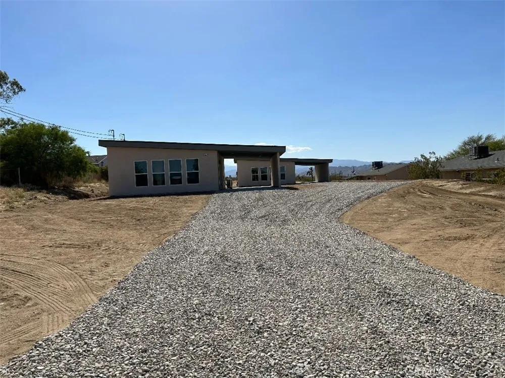 7374 Olympic Road Joshua Tree, CA 92252