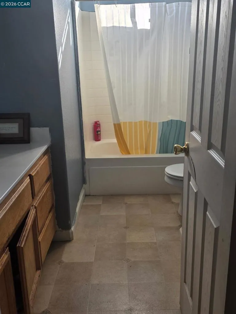 4916 Chamberlin Cir Elk Grove, CA 95757