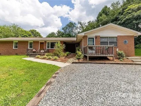 96 Rolling Hills Road