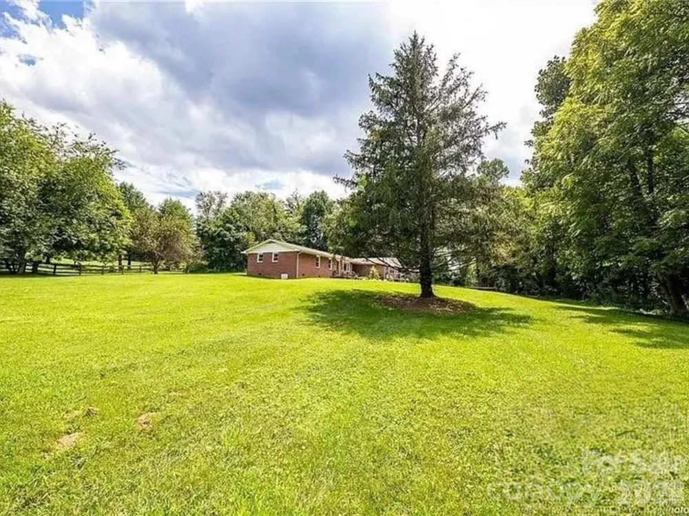 96 Rolling Hills Road Mills River, NC 28759