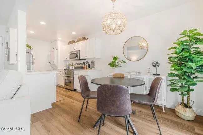 1196 Kirkford Way Westlake Village, CA 91361