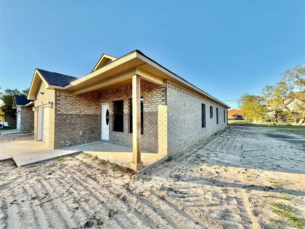 308 SW 14th Street Mineral Wells, TX 76067