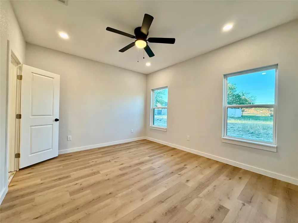 308 SW 14th Street Mineral Wells, TX 76067