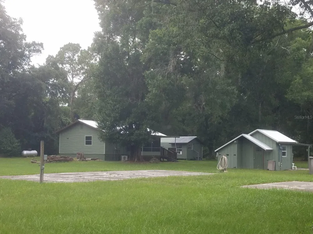 40841 LOUISE ROAD Umatilla, FL 32784