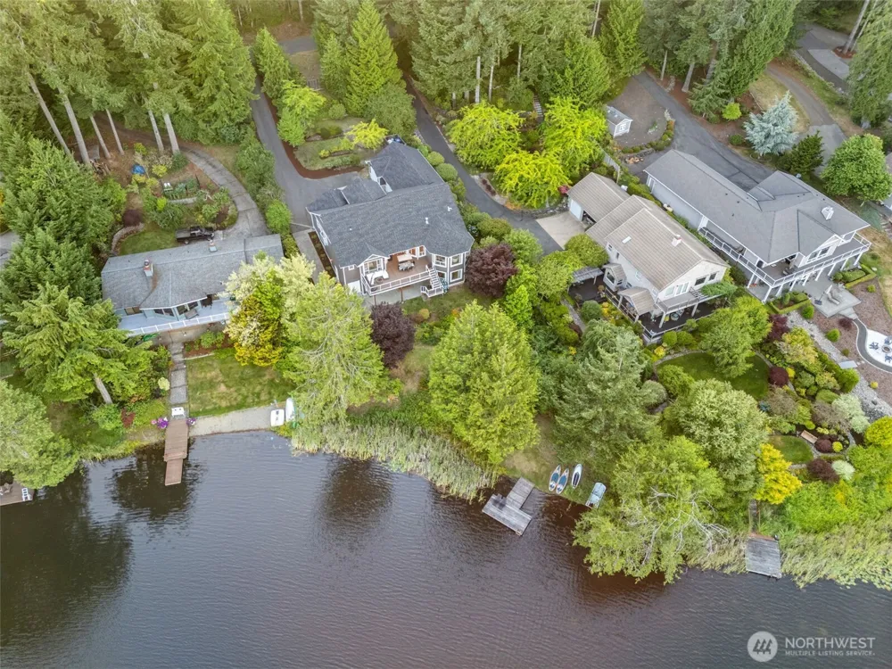 180 E Westlake Drive Allyn, WA 98524