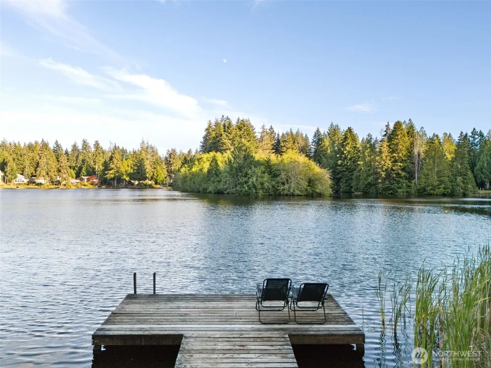 180 E Westlake Drive Allyn, WA 98524