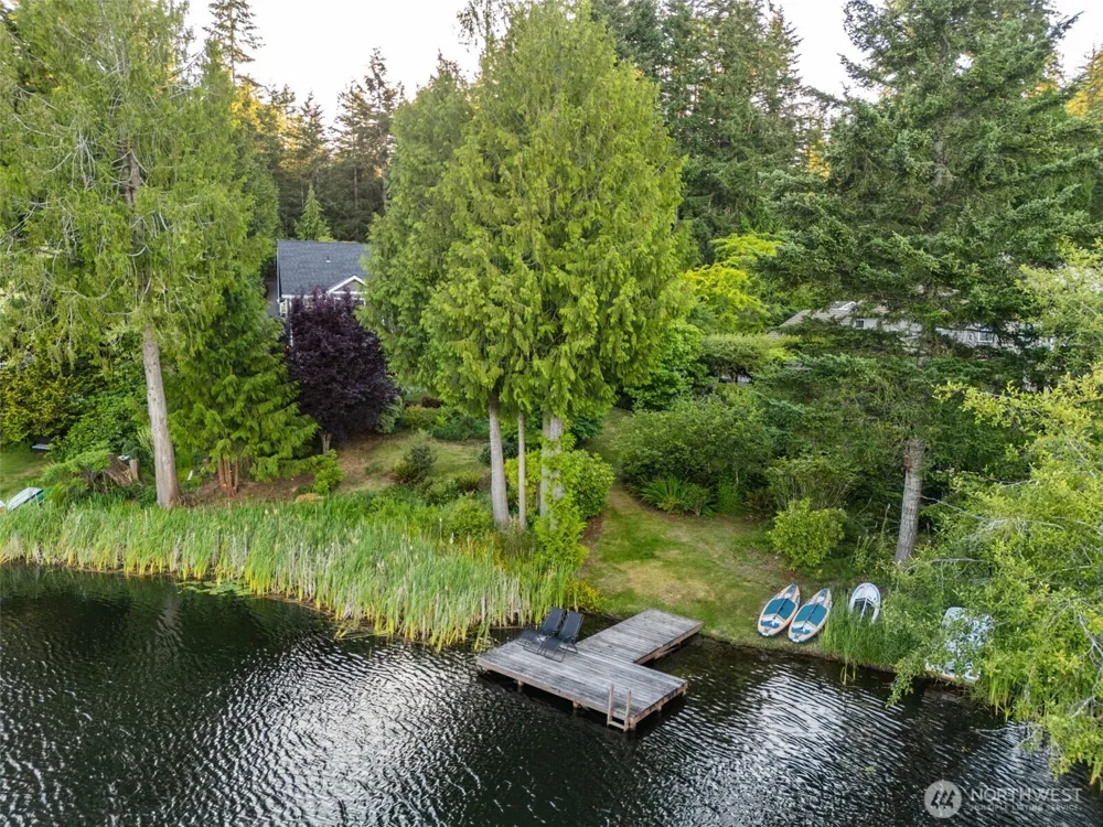 180 E Westlake Drive Allyn, WA 98524