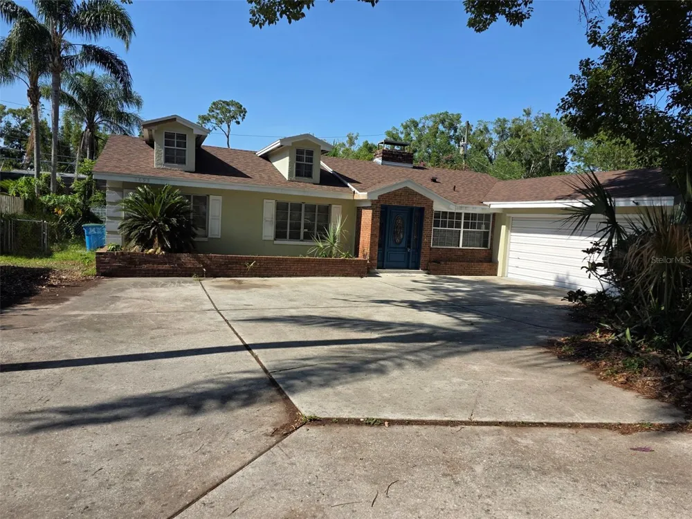 1695 E HORATIO AVENUE Maitland, FL 32751