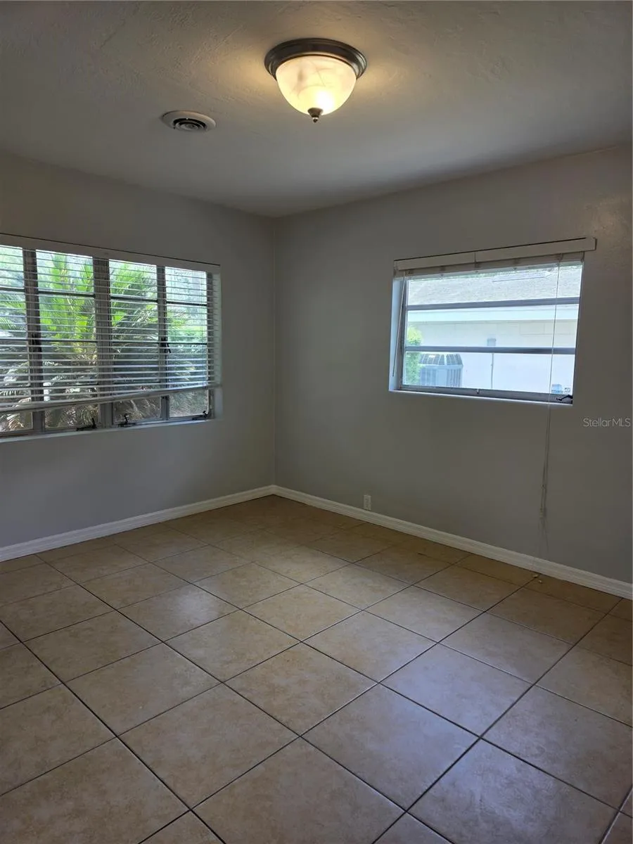 1695 E HORATIO AVENUE Maitland, FL 32751