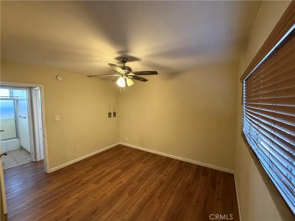 7601 N Hollywood Burbank, CA 91505