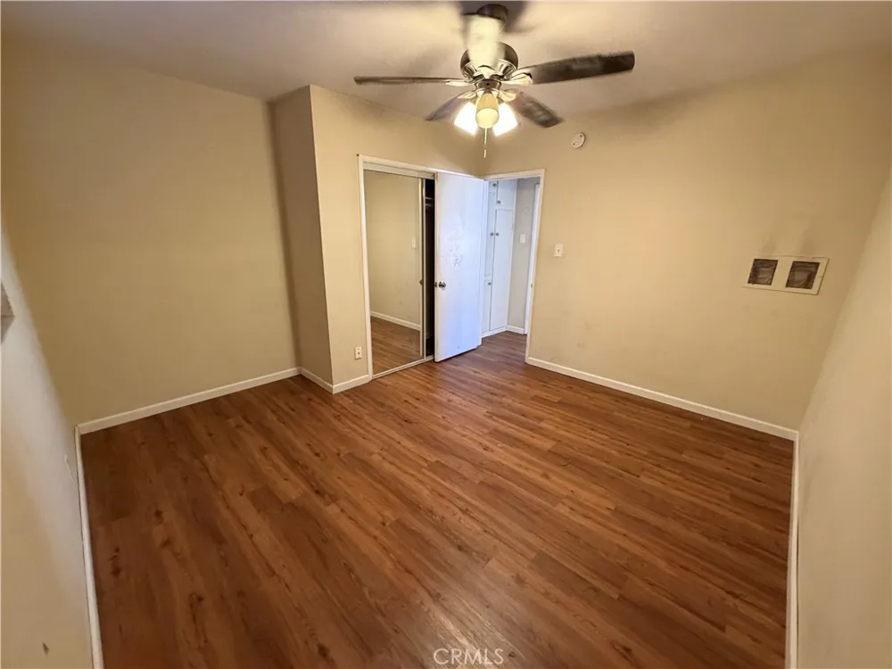 7601 N Hollywood Burbank, CA 91505