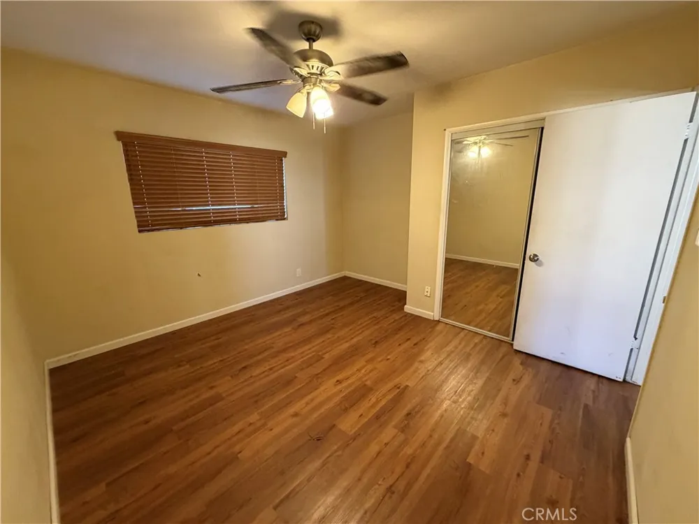 7601 N Hollywood Burbank, CA 91505