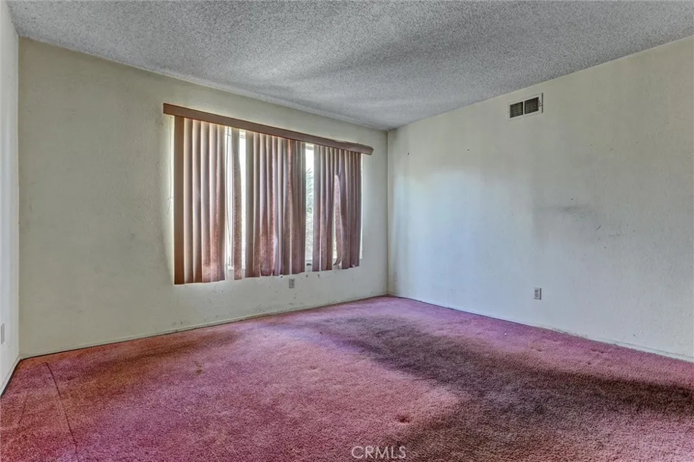 2812 Fairfield Avenue Palmdale, CA 93550