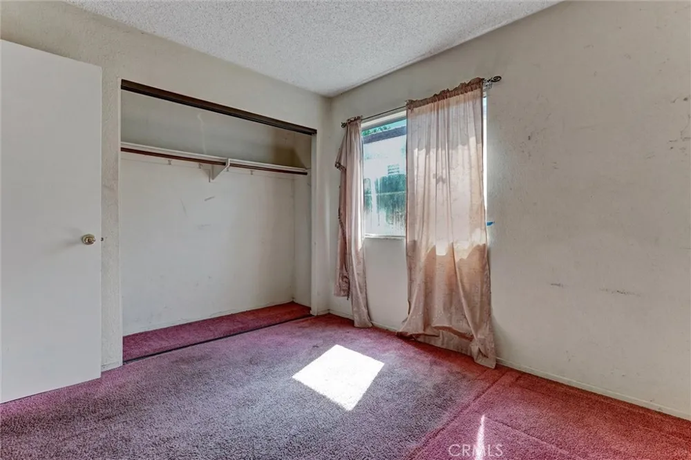 2812 Fairfield Avenue Palmdale, CA 93550