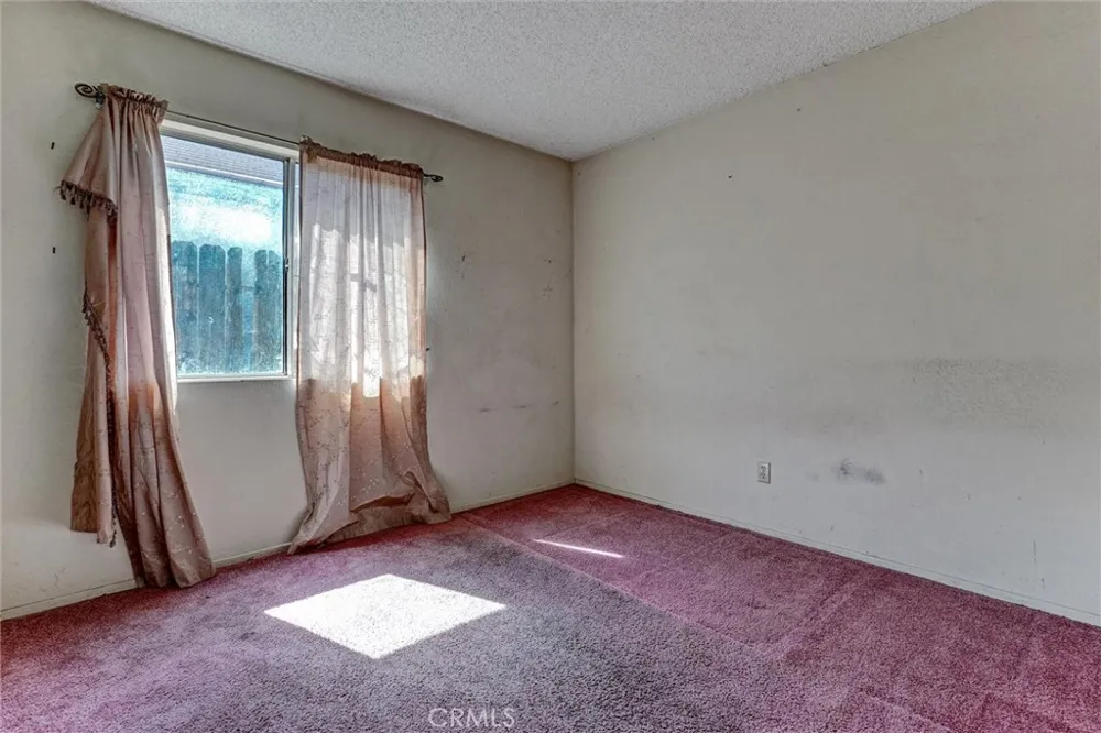 2812 Fairfield Avenue Palmdale, CA 93550