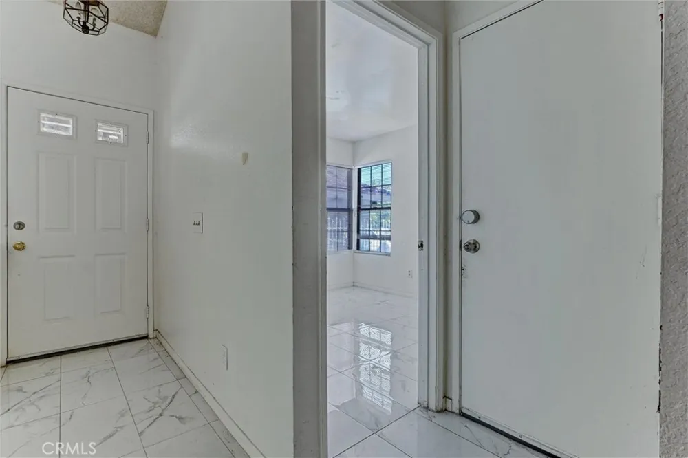 2812 Fairfield Avenue Palmdale, CA 93550