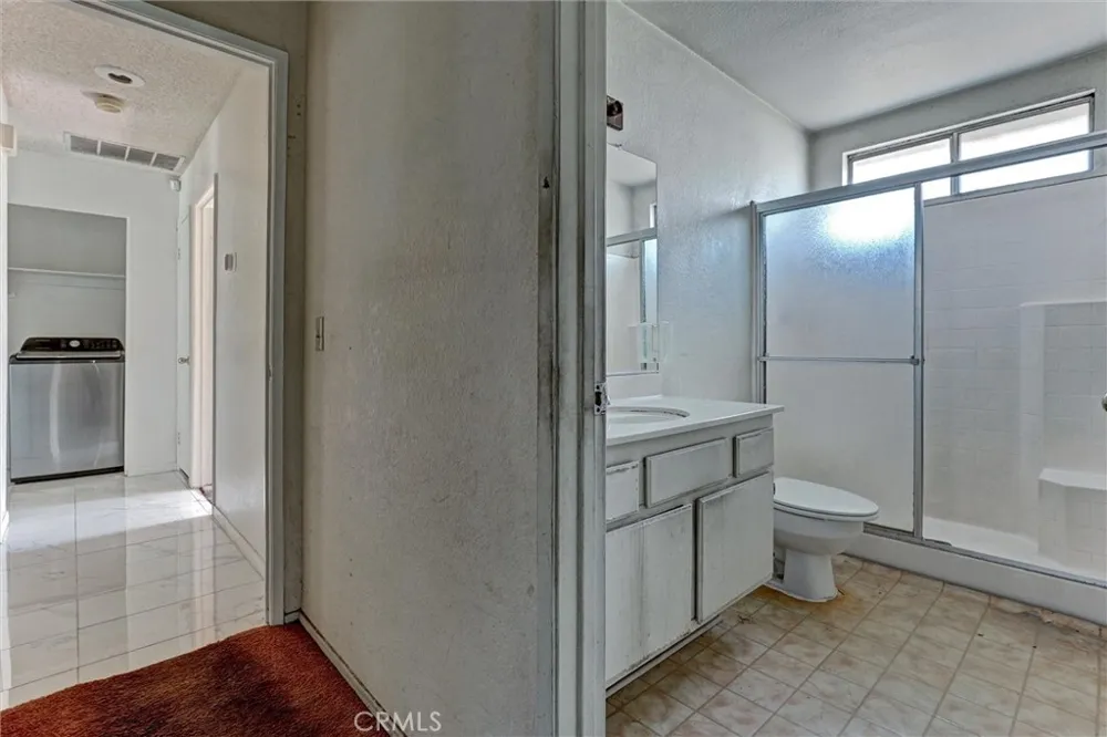 2812 Fairfield Avenue Palmdale, CA 93550