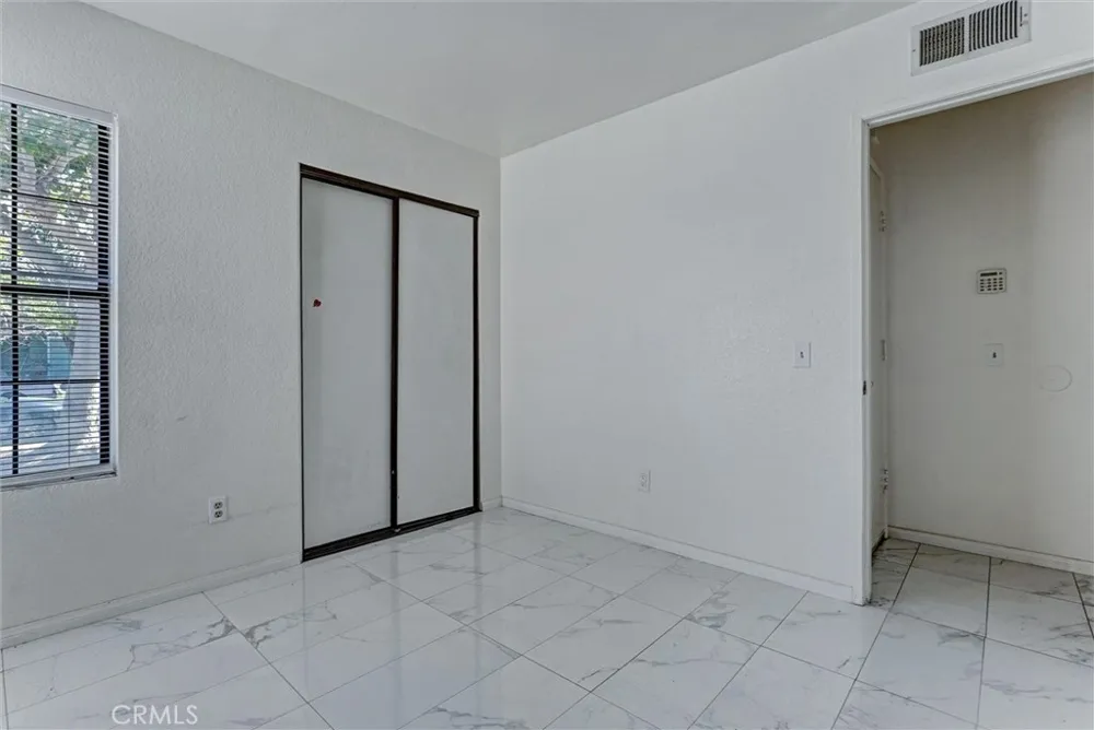 2812 Fairfield Avenue Palmdale, CA 93550
