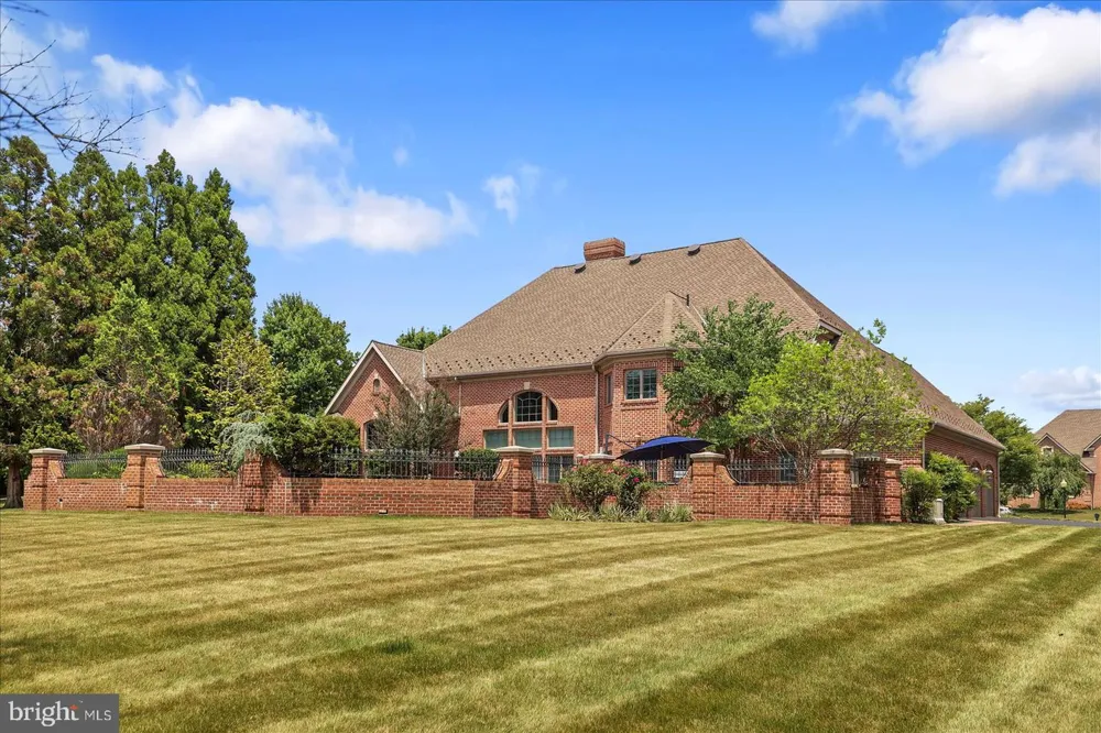 121 MADARA DRIVE Hanover, PA 17331