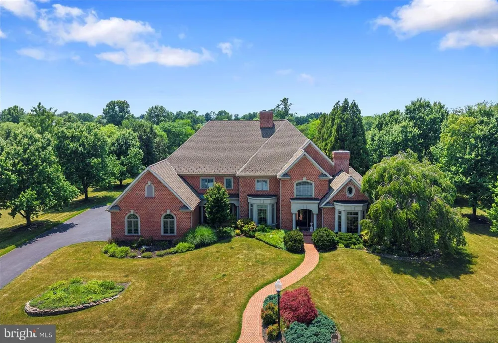 121 MADARA DRIVE Hanover, PA 17331