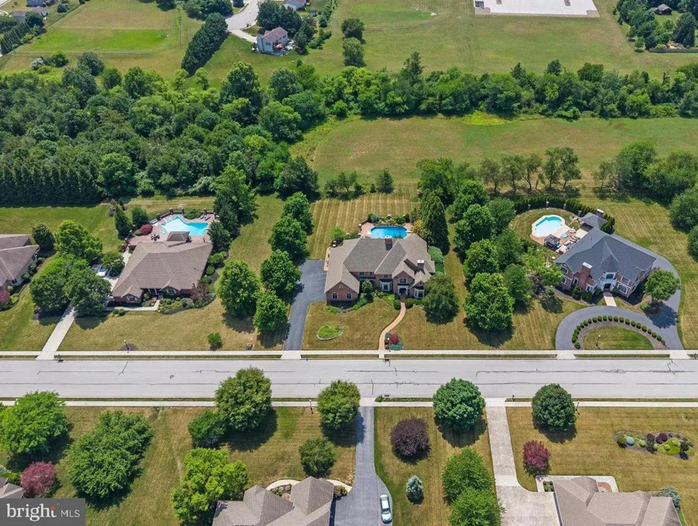 121 MADARA DRIVE Hanover, PA 17331