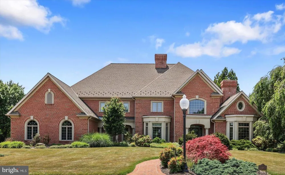 121 MADARA DRIVE Hanover, PA 17331