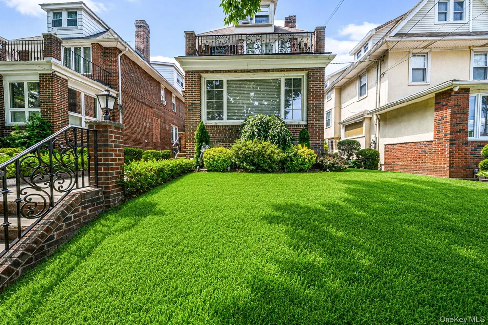 58 85th Street Brooklyn, NY 11209