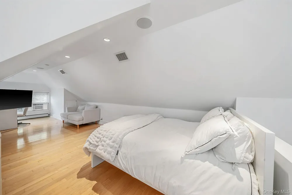 58 85th Street Brooklyn, NY 11209