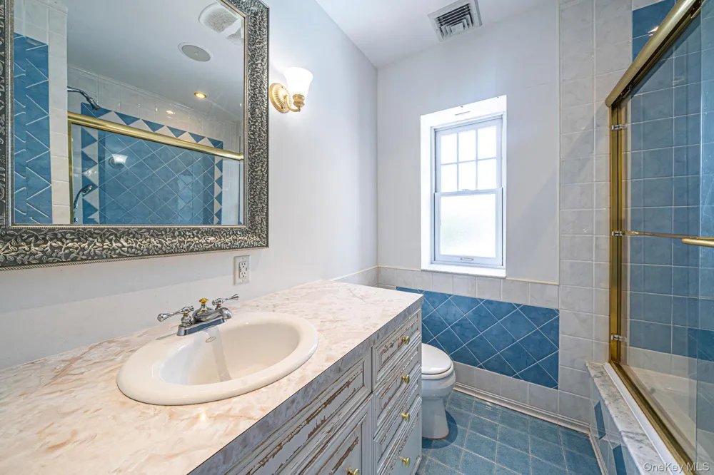58 85th Street Brooklyn, NY 11209