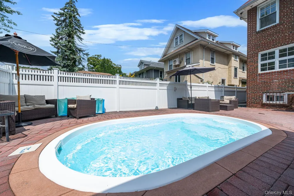 58 85th Street Brooklyn, NY 11209