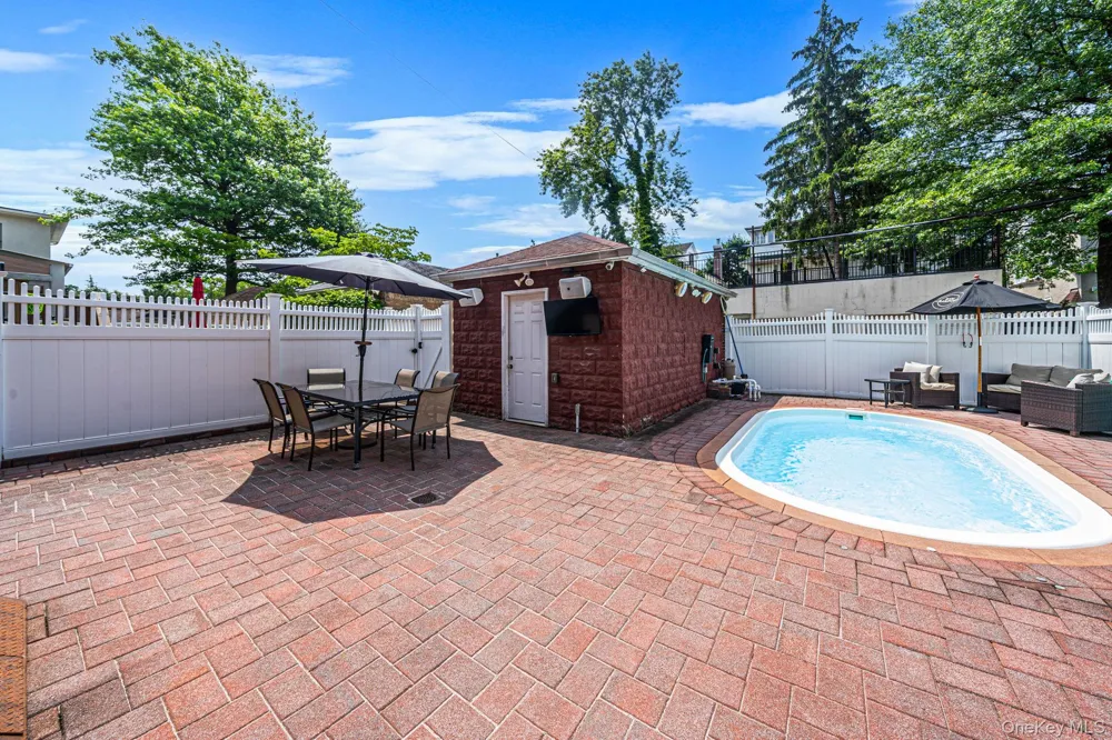 58 85th Street Brooklyn, NY 11209