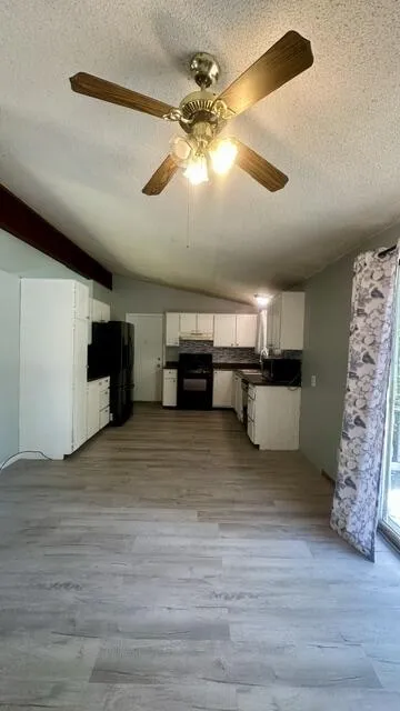 1501 Mardan Drive Adrian, MI 49221