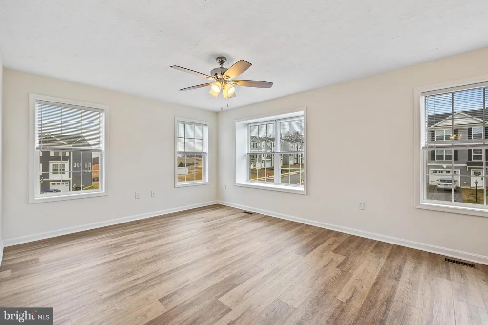302 ALFALFA DR Carlisle, PA 17013