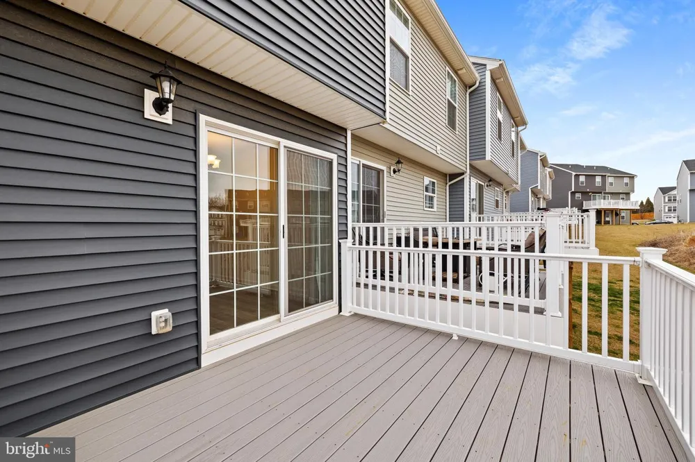 302 ALFALFA DR Carlisle, PA 17013