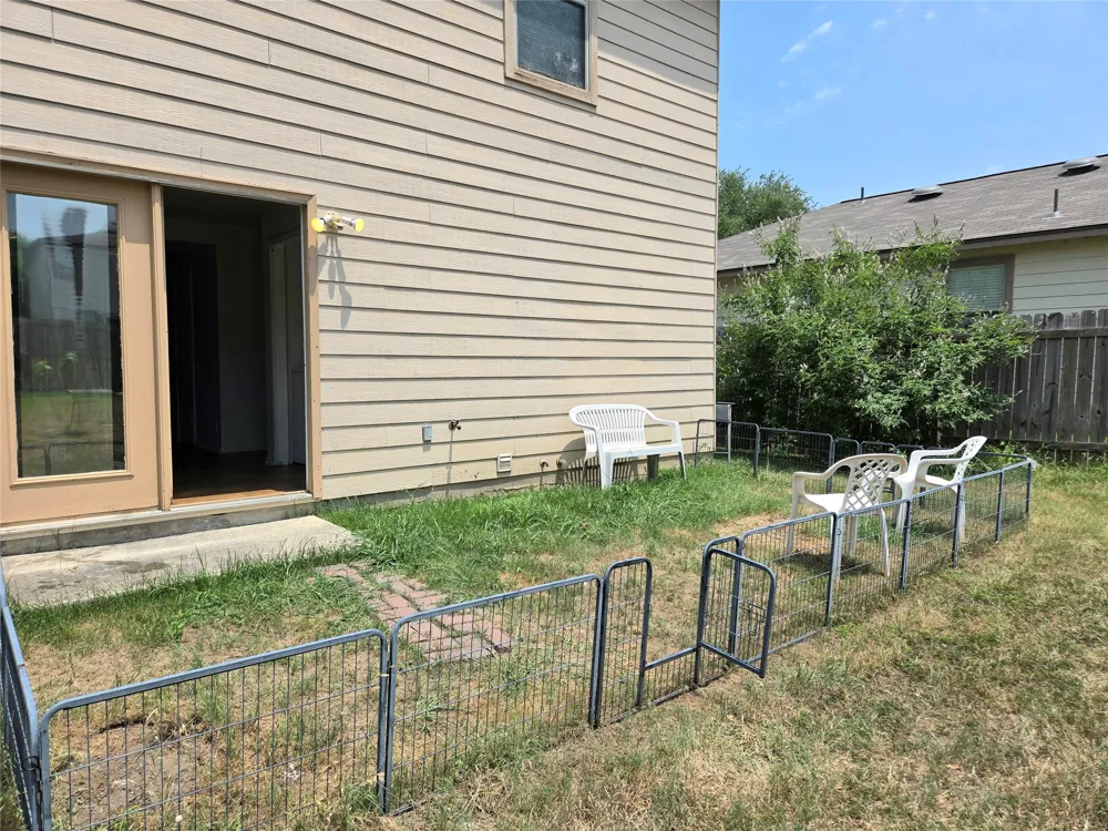 161 Beech Drive Kyle, TX 78640