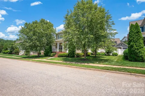 4090 Library Lane NW