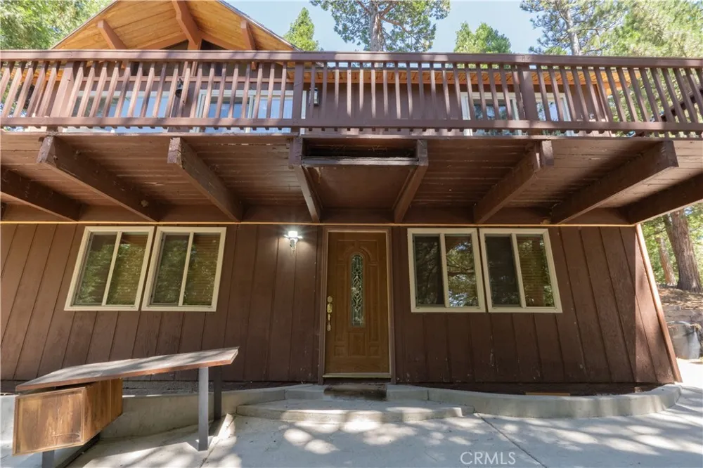 392 Pioneer Lake Arrowhead, CA 92352