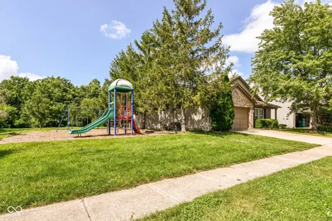 6864 Merritt Ridge Way