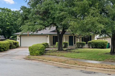 3904 Cadoz Court