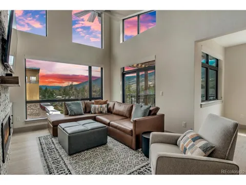 37 W 4th Street #301E