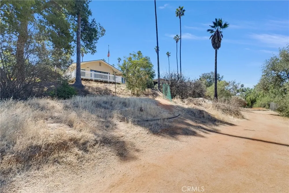 1505 Gratton Street Riverside, CA 92504