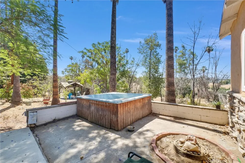 1505 Gratton Street Riverside, CA 92504