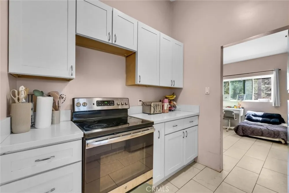 1505 Gratton Street Riverside, CA 92504