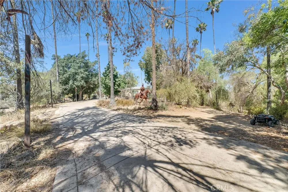 1505 Gratton Street Riverside, CA 92504