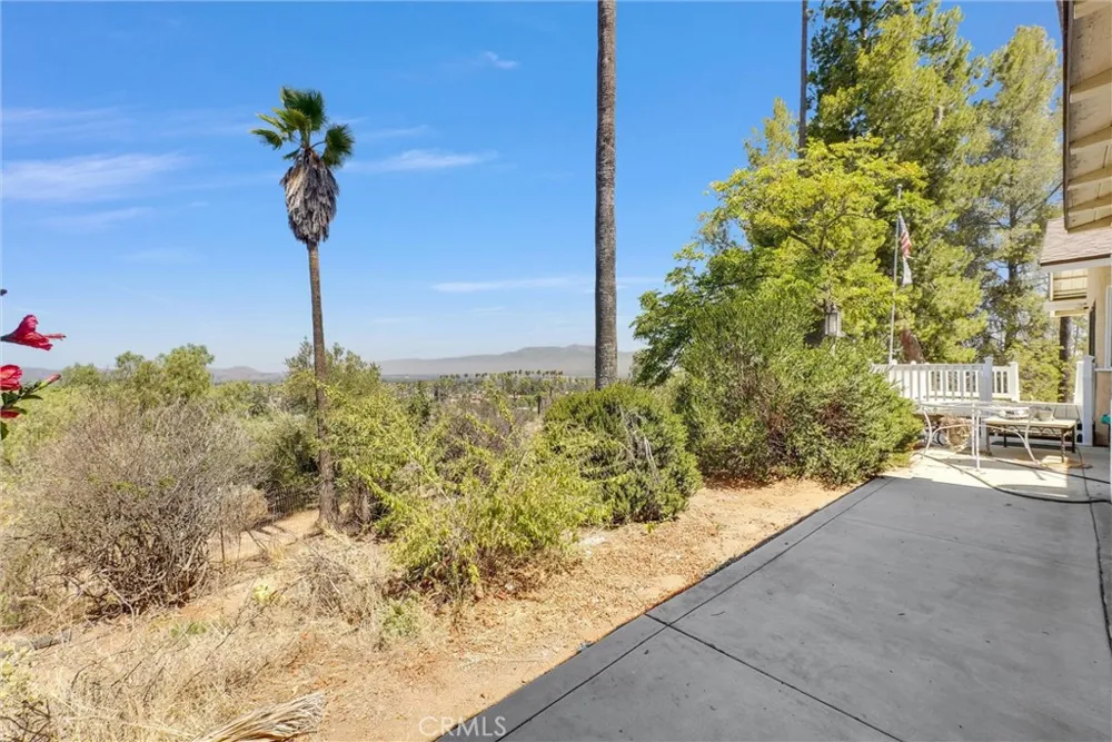 1505 Gratton Street Riverside, CA 92504