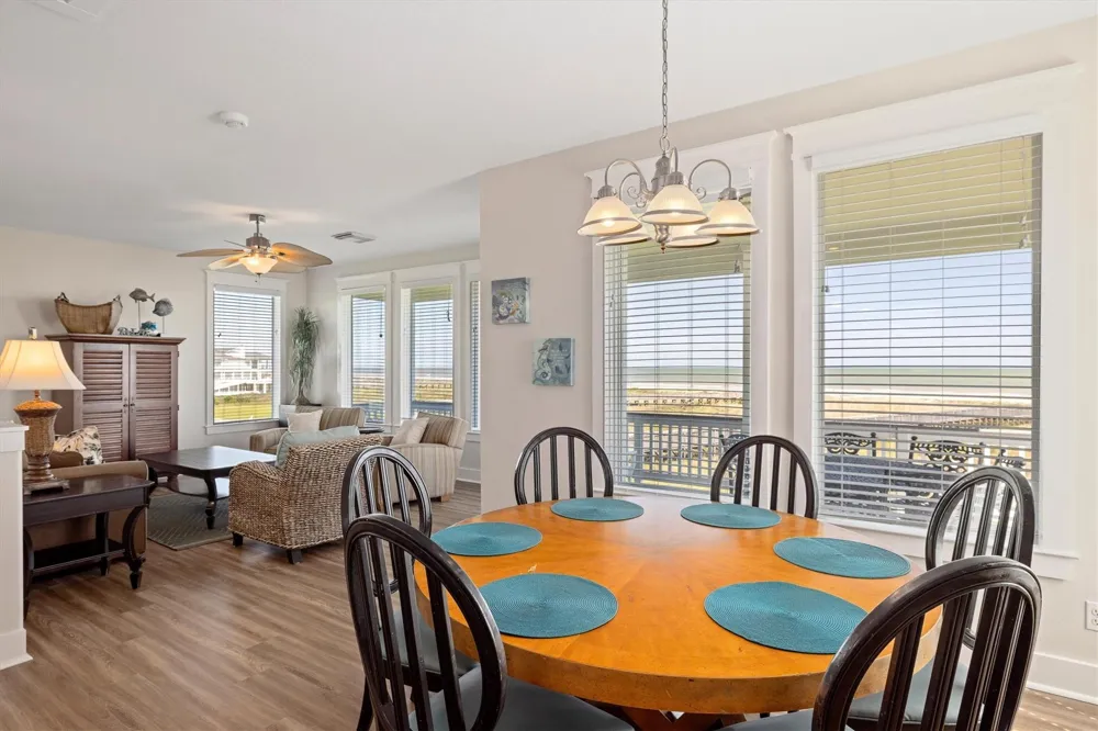 4203 Green Heron Drive Galveston, TX 77554