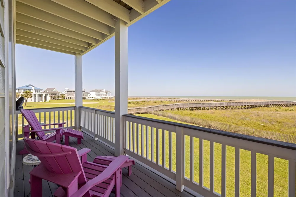 4203 Green Heron Drive Galveston, TX 77554