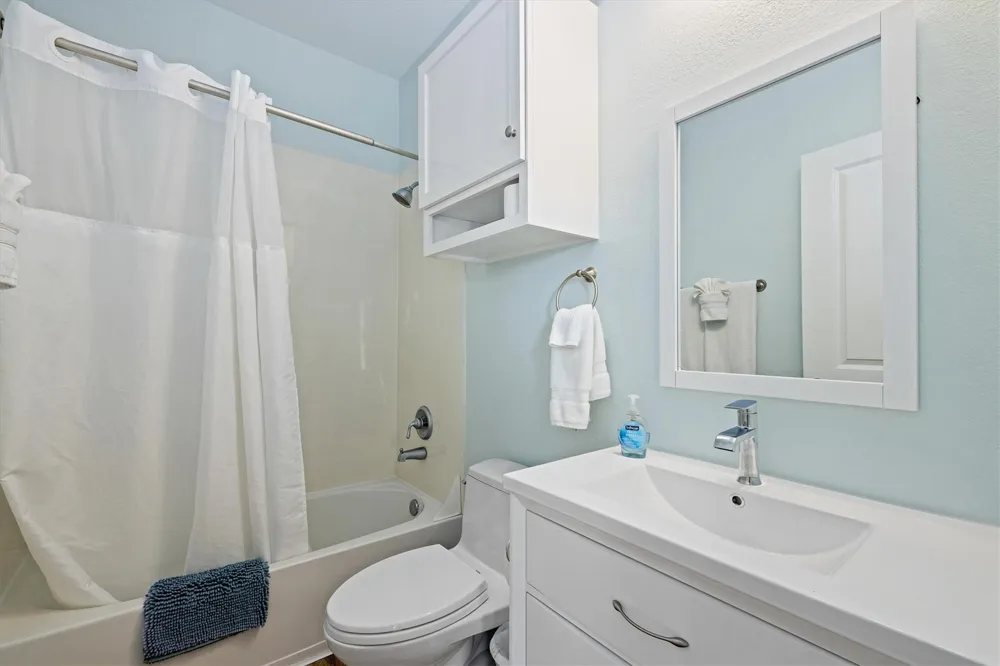 4203 Green Heron Drive Galveston, TX 77554